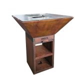 Barbecue a legna Steakhouse con base quadrata e griglia in acciaio inox